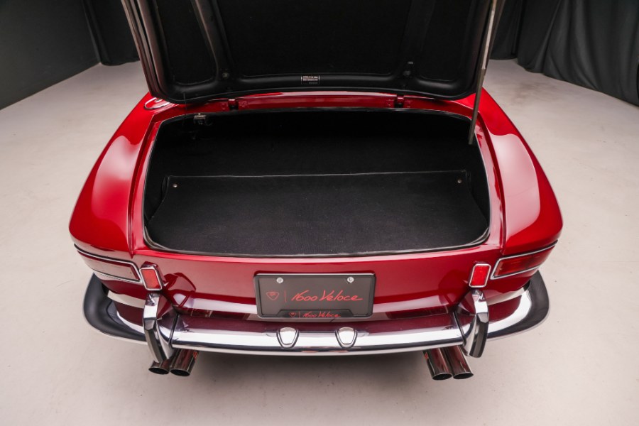 1966 Ferrari 330 GT 2+2, available for sale in North Salem, New York | Meccanic Shop North Inc. North Salem, New York 1966 Ferrari 330 GT 2+2, available for sale in North Salem, New York | Meccanic Shop North Inc. North Salem, New York