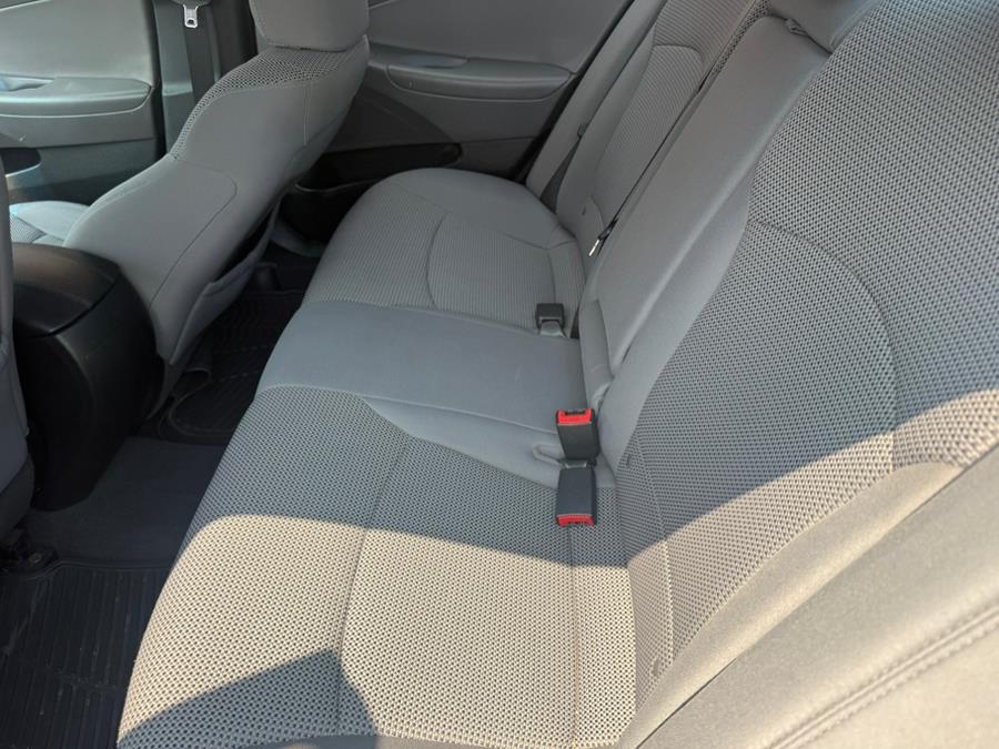 2013 Hyundai Sonata SE, available for sale in Bridgeport, Connecticut | CT Auto. Bridgeport, Connecticut 2013 Hyundai Sonata SE, available for sale in Bridgeport, Connecticut | CT Auto. Bridgeport, Connecticut