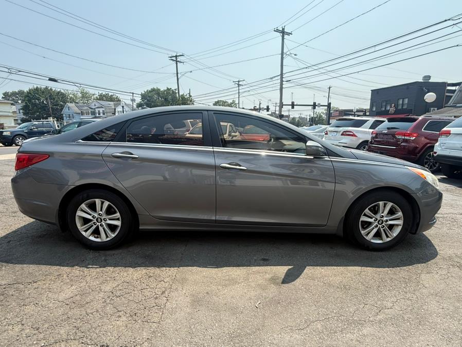 2013 Hyundai Sonata SE, available for sale in Bridgeport, Connecticut | CT Auto. Bridgeport, Connecticut 2013 Hyundai Sonata SE, available for sale in Bridgeport, Connecticut | CT Auto. Bridgeport, Connecticut