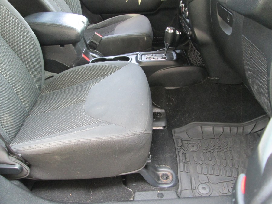 2016 Jeep Wrangler Unlimited 4WD 4dr BLACK BEAR, available for sale in Levittown, Pennsylvania | Levittown Auto. Levittown, Pennsylvania 2016 Jeep Wrangler Unlimited 4WD 4dr BLACK BEAR, available for sale in Levittown, Pennsylvania | Levittown Auto. Levittown, Pennsylvania