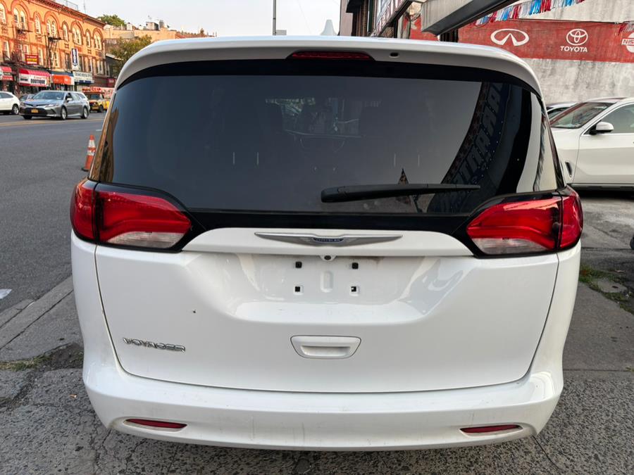 2020 Chrysler Voyager LX FWD, available for sale in Brooklyn, New York | Carsbuck Inc.. Brooklyn, New York 2020 Chrysler Voyager LX FWD, available for sale in Brooklyn, New York | Carsbuck Inc.. Brooklyn, New York