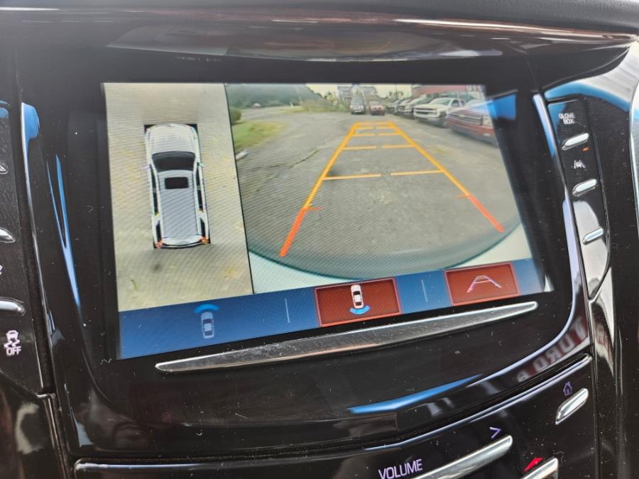 2017 Cadillac Escalade ESV 4WD 4dr Luxury, available for sale in East Windsor, Connecticut | Toro Auto. East Windsor, Connecticut 2017 Cadillac Escalade ESV 4WD 4dr Luxury, available for sale in East Windsor, Connecticut | Toro Auto. East Windsor, Connecticut