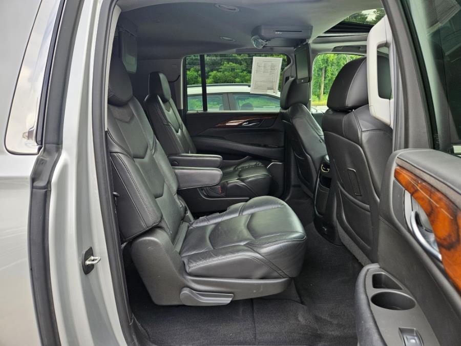 2017 Cadillac Escalade ESV 4WD 4dr Luxury, available for sale in East Windsor, Connecticut | Toro Auto. East Windsor, Connecticut 2017 Cadillac Escalade ESV 4WD 4dr Luxury, available for sale in East Windsor, Connecticut | Toro Auto. East Windsor, Connecticut