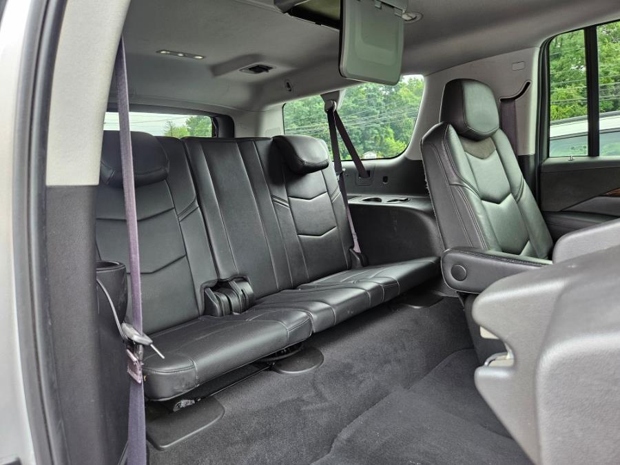 2017 Cadillac Escalade ESV 4WD 4dr Luxury, available for sale in East Windsor, Connecticut | Toro Auto. East Windsor, Connecticut 2017 Cadillac Escalade ESV 4WD 4dr Luxury, available for sale in East Windsor, Connecticut | Toro Auto. East Windsor, Connecticut