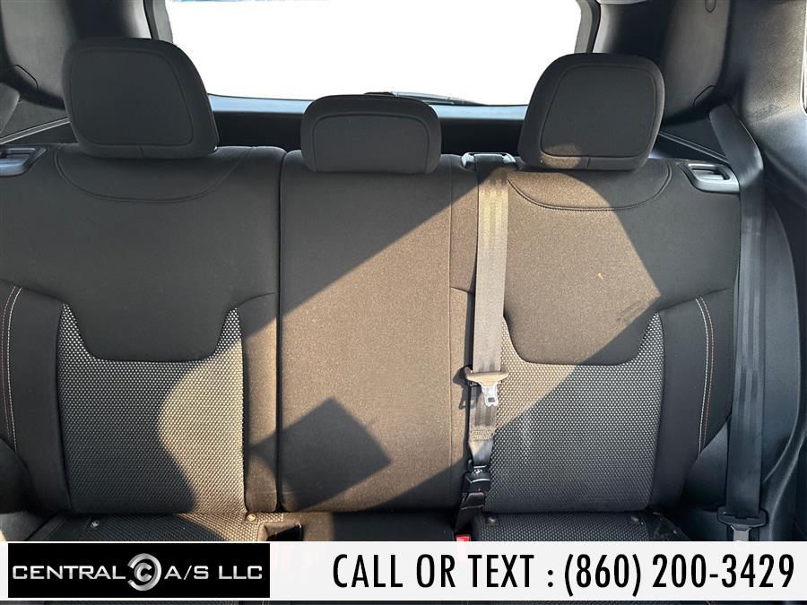 2016 Jeep Renegade 4WD 4dr Latitude, available for sale in East Windsor, Connecticut | Central A/S LLC. East Windsor, Connecticut 2016 Jeep Renegade 4WD 4dr Latitude, available for sale in East Windsor, Connecticut | Central A/S LLC. East Windsor, Connecticut