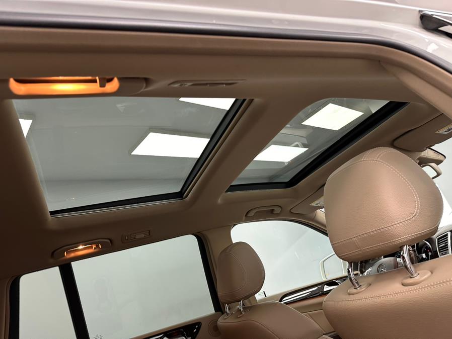 2015 Mercedes-Benz GL-Class 4MATIC 4dr GL 450, available for sale in Linden, New Jersey | East Coast Auto Group. Linden, New Jersey 2015 Mercedes-Benz GL-Class 4MATIC 4dr GL 450, available for sale in Linden, New Jersey | East Coast Auto Group. Linden, New Jersey