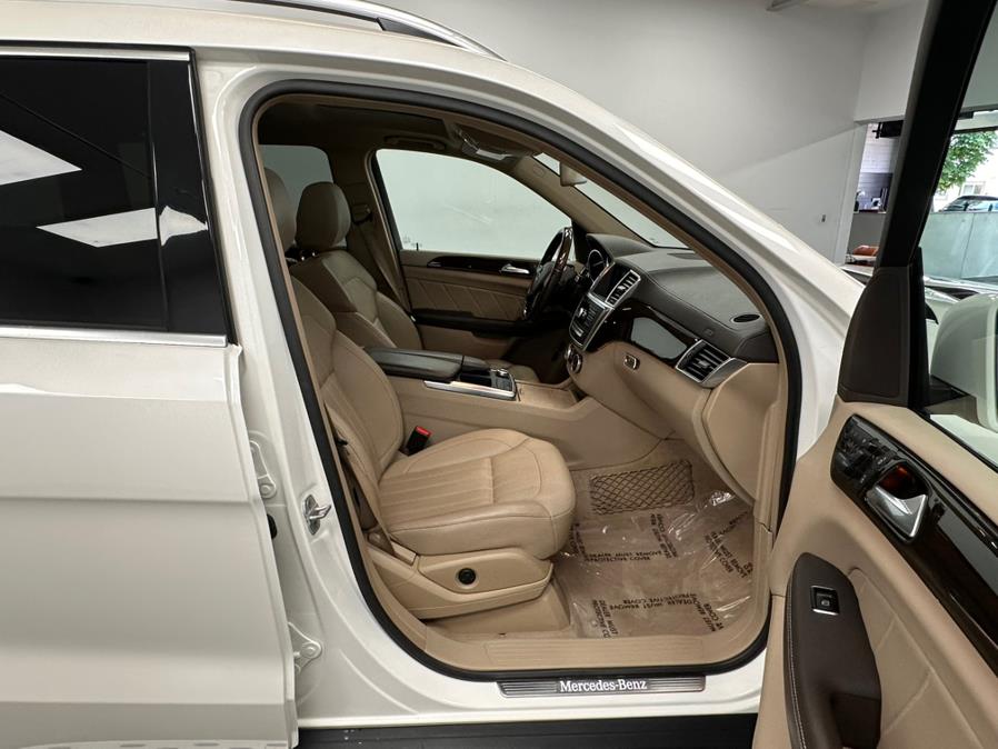 2015 Mercedes-Benz GL-Class 4MATIC 4dr GL 450, available for sale in Linden, New Jersey | East Coast Auto Group. Linden, New Jersey 2015 Mercedes-Benz GL-Class 4MATIC 4dr GL 450, available for sale in Linden, New Jersey | East Coast Auto Group. Linden, New Jersey