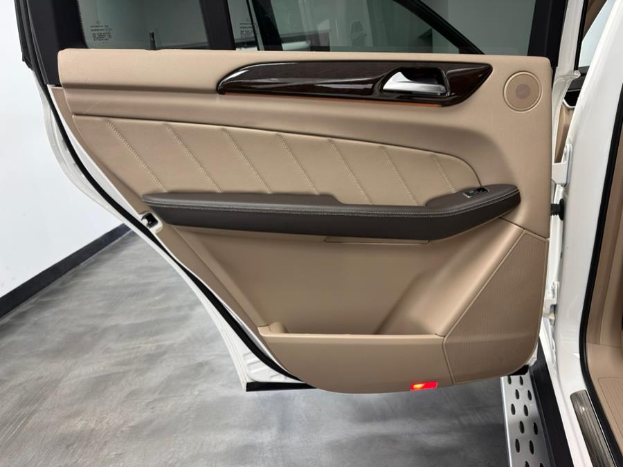 2015 Mercedes-Benz GL-Class 4MATIC 4dr GL 450, available for sale in Linden, New Jersey | East Coast Auto Group. Linden, New Jersey 2015 Mercedes-Benz GL-Class 4MATIC 4dr GL 450, available for sale in Linden, New Jersey | East Coast Auto Group. Linden, New Jersey