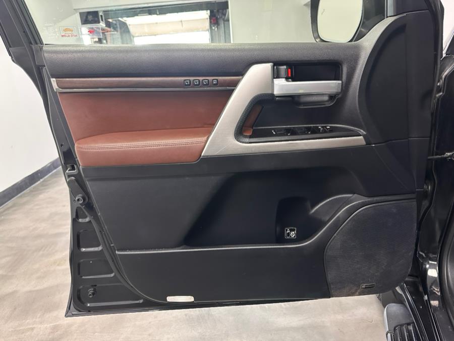 2017 Toyota Land Cruiser 4WD (Natl), available for sale in Linden, New Jersey | East Coast Auto Group. Linden, New Jersey 2017 Toyota Land Cruiser 4WD (Natl), available for sale in Linden, New Jersey | East Coast Auto Group. Linden, New Jersey
