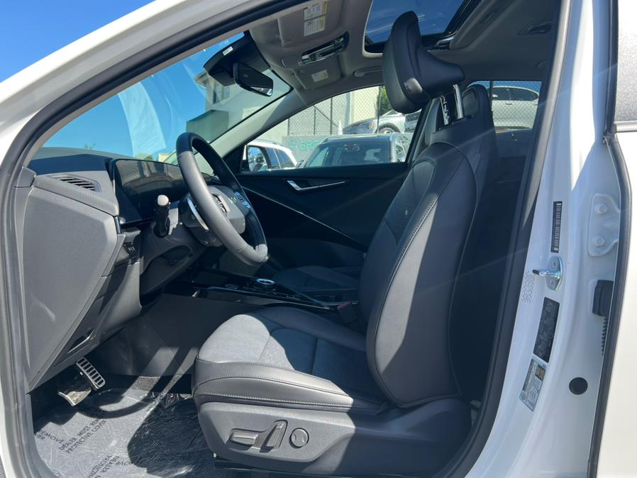 2023 Kia Niro EV Wave, available for sale in Daly City, California | Green Light Auto Wholesale. Daly City, California 2023 Kia Niro EV Wave, available for sale in Daly City, California | Green Light Auto Wholesale. Daly City, California