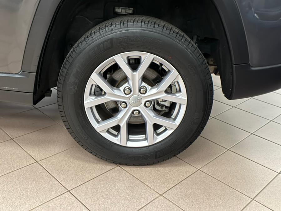 2022 Jeep Grand Cherokee Limited 4x4, available for sale in Massapequa Park, New York | Power Motors East. Massapequa Park, New York 2022 Jeep Grand Cherokee Limited 4x4, available for sale in Massapequa Park, New York | Power Motors East. Massapequa Park, New York