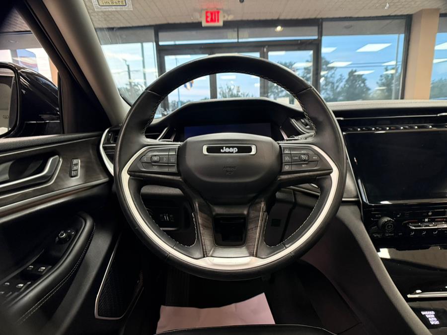 2022 Jeep Grand Cherokee Limited 4x4, available for sale in Massapequa Park, New York | Power Motors East. Massapequa Park, New York 2022 Jeep Grand Cherokee Limited 4x4, available for sale in Massapequa Park, New York | Power Motors East. Massapequa Park, New York