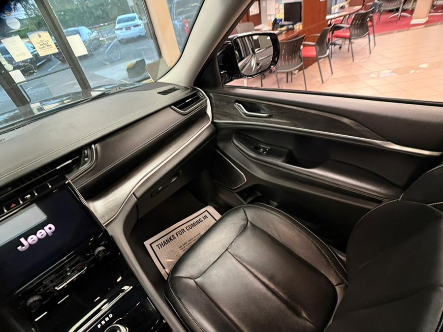 2022 Jeep Grand Cherokee Limited 4x4, available for sale in Massapequa Park, New York | Power Motors East. Massapequa Park, New York 2022 Jeep Grand Cherokee Limited 4x4, available for sale in Massapequa Park, New York | Power Motors East. Massapequa Park, New York