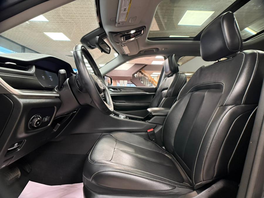 2022 Jeep Grand Cherokee Limited 4x4, available for sale in Massapequa Park, New York | Power Motors East. Massapequa Park, New York 2022 Jeep Grand Cherokee Limited 4x4, available for sale in Massapequa Park, New York | Power Motors East. Massapequa Park, New York