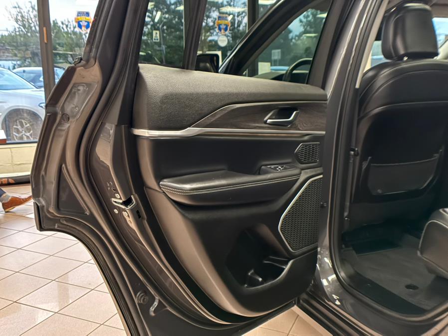2022 Jeep Grand Cherokee Limited 4x4, available for sale in Massapequa Park, New York | Power Motors East. Massapequa Park, New York 2022 Jeep Grand Cherokee Limited 4x4, available for sale in Massapequa Park, New York | Power Motors East. Massapequa Park, New York