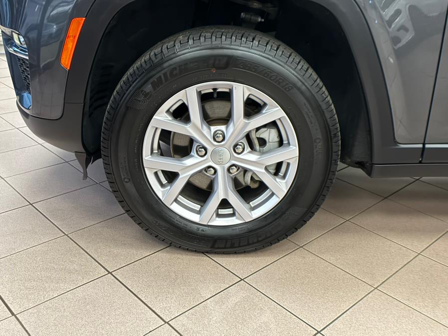 2022 Jeep Grand Cherokee Limited 4x4, available for sale in Massapequa Park, New York | Power Motors East. Massapequa Park, New York 2022 Jeep Grand Cherokee Limited 4x4, available for sale in Massapequa Park, New York | Power Motors East. Massapequa Park, New York