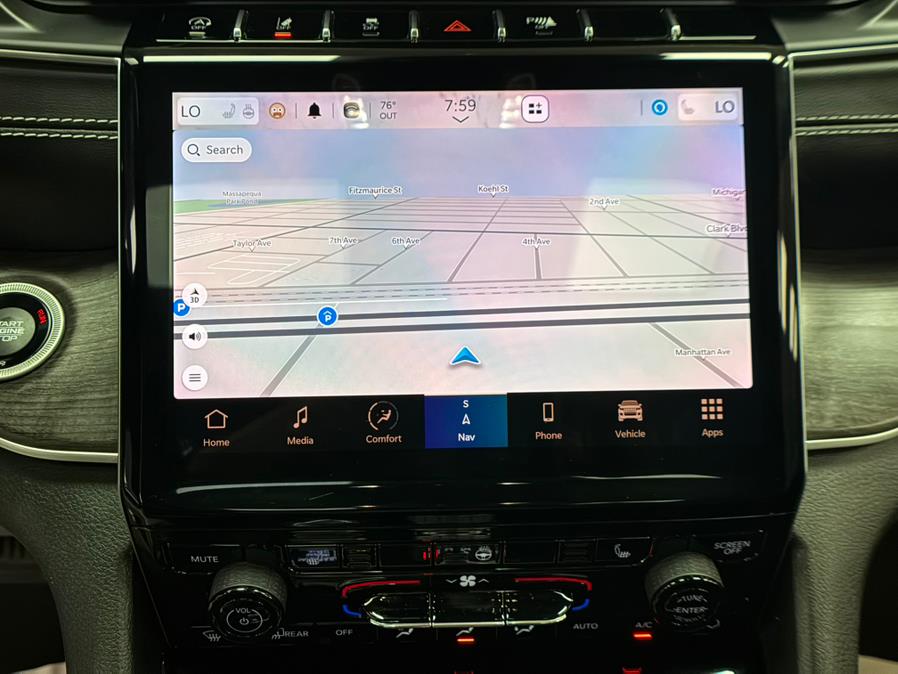 2022 Jeep Grand Cherokee Limited 4x4, available for sale in Massapequa Park, New York | Power Motors East. Massapequa Park, New York 2022 Jeep Grand Cherokee Limited 4x4, available for sale in Massapequa Park, New York | Power Motors East. Massapequa Park, New York