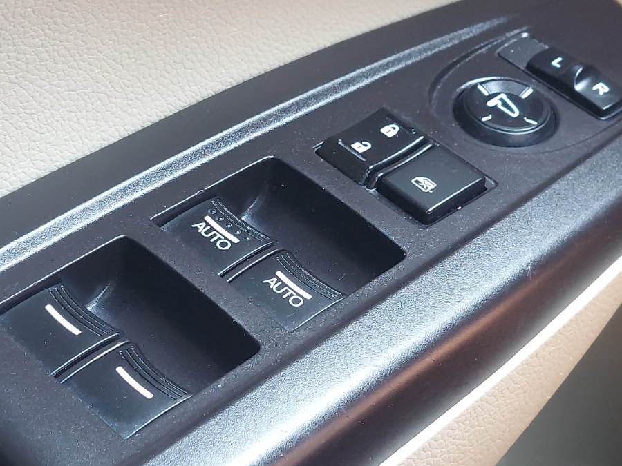 2013 Acura RDX AWD 4dr, available for sale in East Windsor, Connecticut | United Auto Sales of E Windsor, Inc. East Windsor, Connecticut 2013 Acura RDX AWD 4dr, available for sale in East Windsor, Connecticut | United Auto Sales of E Windsor, Inc. East Windsor, Connecticut