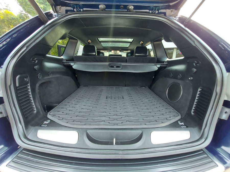 2015 Jeep Grand Cherokee 4WD 4dr Limited, available for sale in East Windsor, Connecticut | United Auto Sales of E Windsor, Inc. East Windsor, Connecticut 2015 Jeep Grand Cherokee 4WD 4dr Limited, available for sale in East Windsor, Connecticut | United Auto Sales of E Windsor, Inc. East Windsor, Connecticut