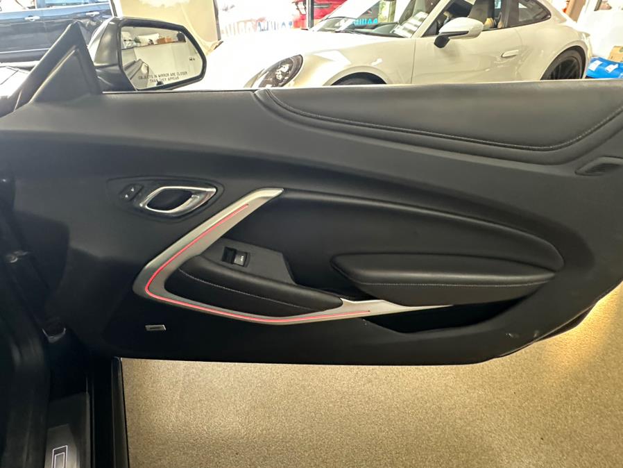 2021 Chevrolet Camaro 2dr Cpe 2SS, available for sale in Inwood, New York | 5 Towns Drive. Inwood, New York 2021 Chevrolet Camaro 2dr Cpe 2SS, available for sale in Inwood, New York | 5 Towns Drive. Inwood, New York