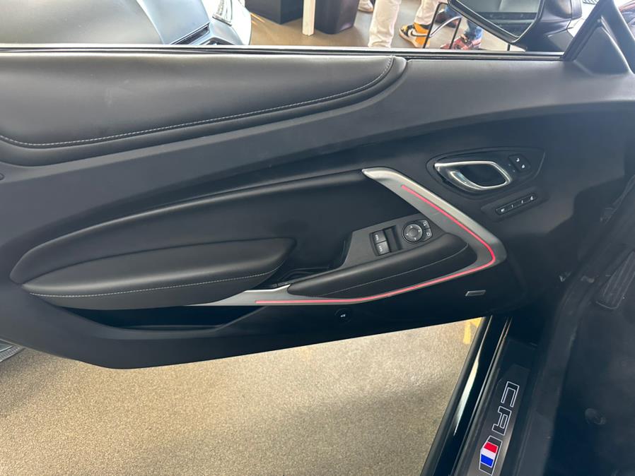 2021 Chevrolet Camaro 2dr Cpe 2SS, available for sale in Inwood, New York | 5 Towns Drive. Inwood, New York 2021 Chevrolet Camaro 2dr Cpe 2SS, available for sale in Inwood, New York | 5 Towns Drive. Inwood, New York