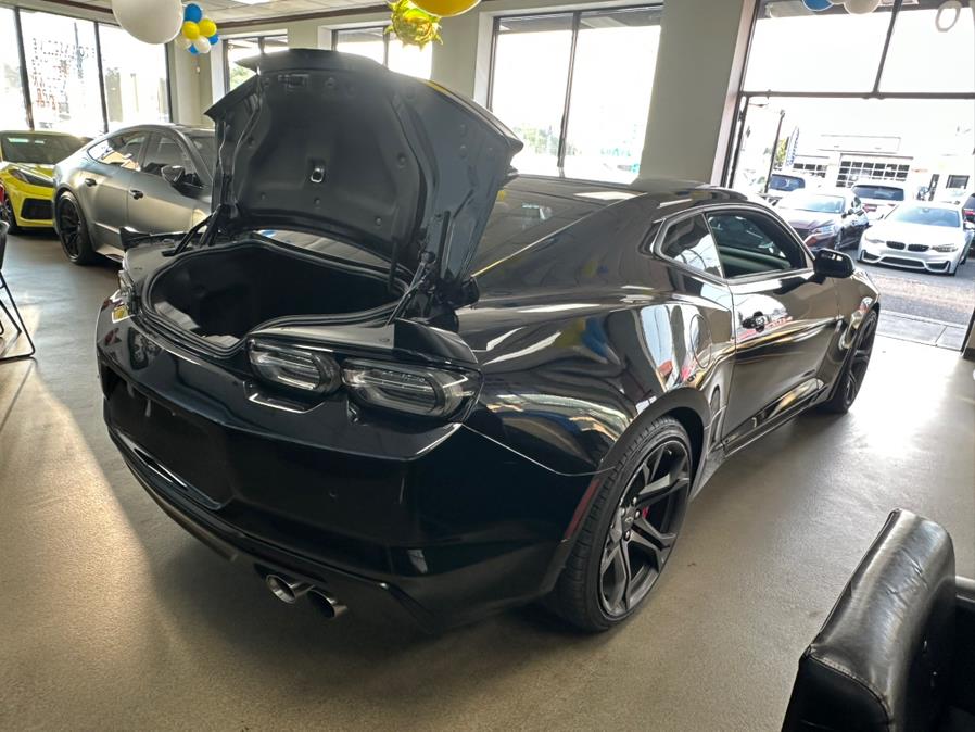 2021 Chevrolet Camaro 2dr Cpe 2SS, available for sale in Inwood, New York | 5 Towns Drive. Inwood, New York 2021 Chevrolet Camaro 2dr Cpe 2SS, available for sale in Inwood, New York | 5 Towns Drive. Inwood, New York