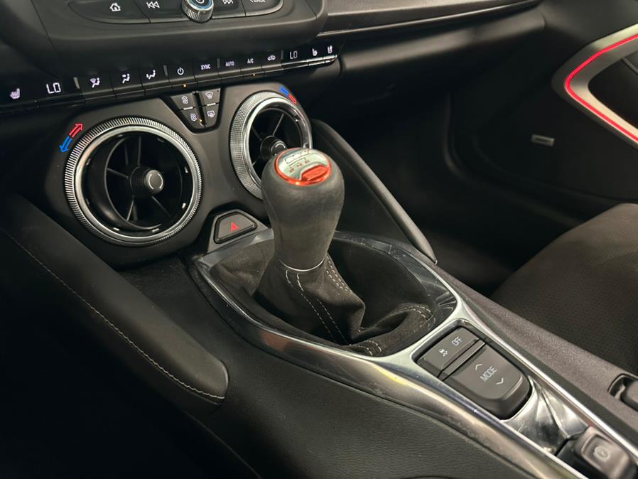 2021 Chevrolet Camaro 2dr Cpe 2SS, available for sale in Inwood, New York | 5 Towns Drive. Inwood, New York 2021 Chevrolet Camaro 2dr Cpe 2SS, available for sale in Inwood, New York | 5 Towns Drive. Inwood, New York