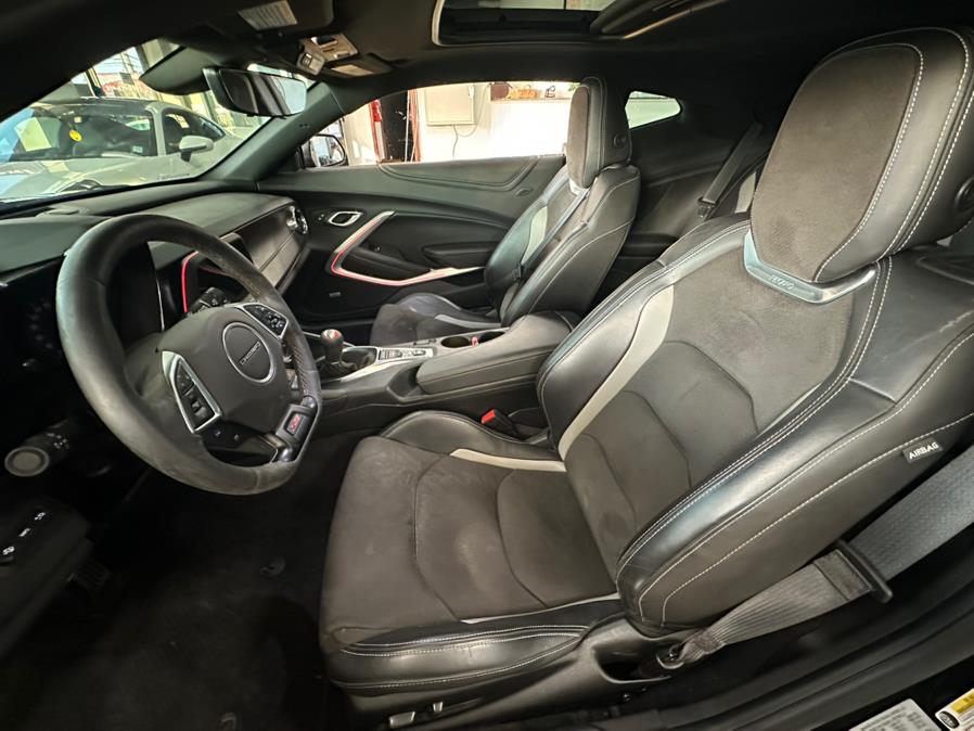 2021 Chevrolet Camaro 2dr Cpe 2SS, available for sale in Inwood, New York | 5 Towns Drive. Inwood, New York 2021 Chevrolet Camaro 2dr Cpe 2SS, available for sale in Inwood, New York | 5 Towns Drive. Inwood, New York