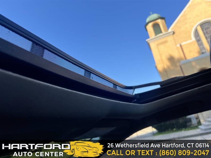 2017 Nissan Maxima Platinum 4dr Sedan, available for sale in Hartford, Connecticut | Hartford Auto Center LLC. Hartford, Connecticut 2017 Nissan Maxima Platinum 4dr Sedan, available for sale in Hartford, Connecticut | Hartford Auto Center LLC. Hartford, Connecticut