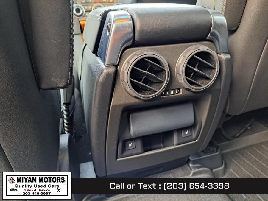 2012 Land Rover LR4 4WD 4dr LUX, available for sale in Meriden, Connecticut | Miyan Motors. Meriden, Connecticut 2012 Land Rover LR4 4WD 4dr LUX, available for sale in Meriden, Connecticut | Miyan Motors. Meriden, Connecticut