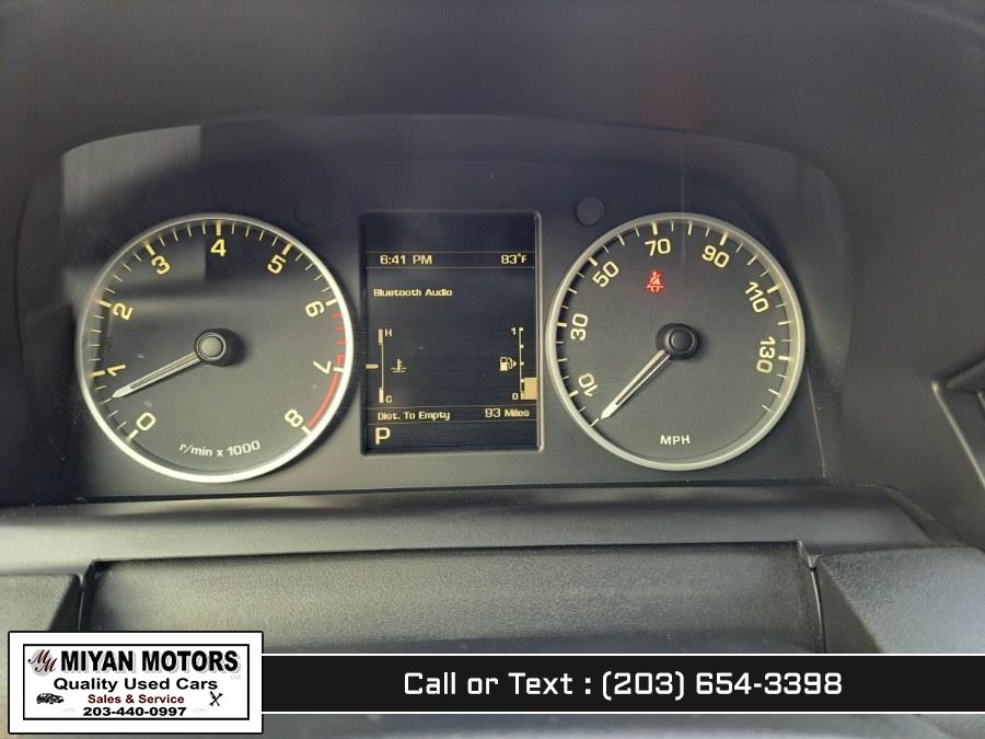 2012 Land Rover LR4 4WD 4dr LUX, available for sale in Meriden, Connecticut | Miyan Motors. Meriden, Connecticut 2012 Land Rover LR4 4WD 4dr LUX, available for sale in Meriden, Connecticut | Miyan Motors. Meriden, Connecticut