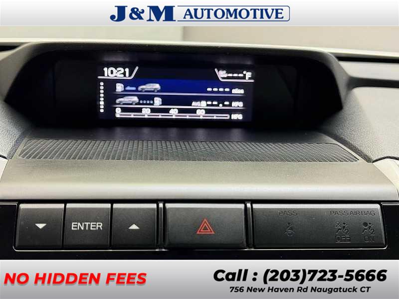 2019 Subaru Ascent Limited, available for sale in Naugatuck, Connecticut | J&M Automotive Sls&Svc LLC. Naugatuck, Connecticut 2019 Subaru Ascent Limited, available for sale in Naugatuck, Connecticut | J&M Automotive Sls&Svc LLC. Naugatuck, Connecticut