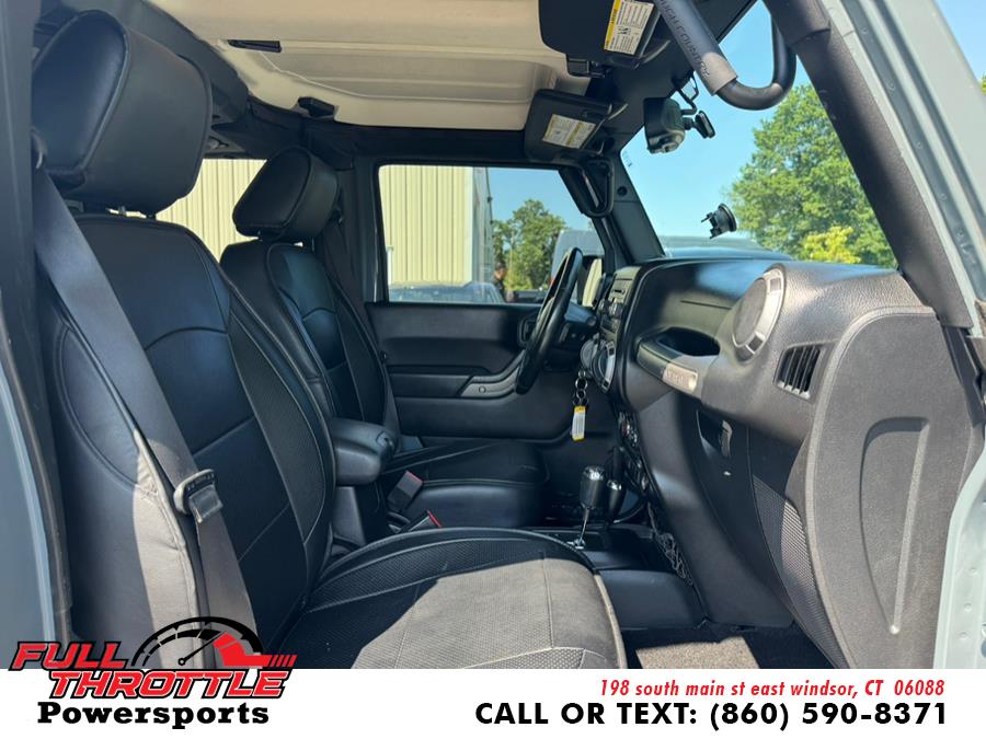 2014 Jeep Wrangler Unlimited 4WD 4dr Sport, available for sale in East Windsor, Connecticut | Full Throttle Power Sports LLC. East Windsor, Connecticut 2014 Jeep Wrangler Unlimited 4WD 4dr Sport, available for sale in East Windsor, Connecticut | Full Throttle Power Sports LLC. East Windsor, Connecticut