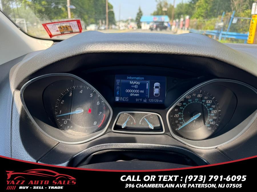 2012 Ford Focus 4dr Sdn SE, available for sale in Paterson, New Jersey | Yazz Auto Sales. Paterson, New Jersey 2012 Ford Focus 4dr Sdn SE, available for sale in Paterson, New Jersey | Yazz Auto Sales. Paterson, New Jersey