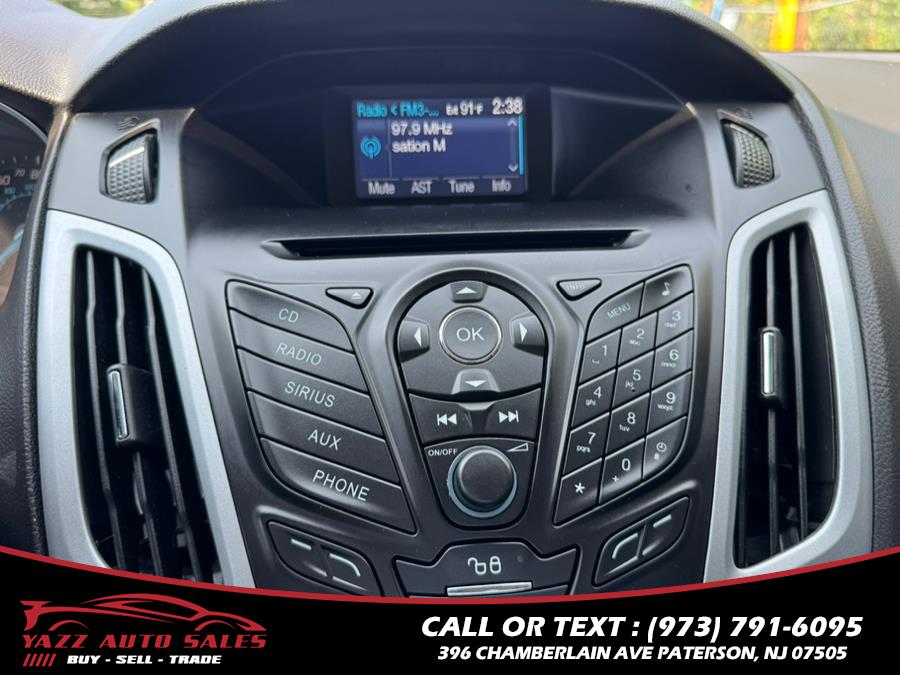 2012 Ford Focus 4dr Sdn SE, available for sale in Paterson, New Jersey | Yazz Auto Sales. Paterson, New Jersey 2012 Ford Focus 4dr Sdn SE, available for sale in Paterson, New Jersey | Yazz Auto Sales. Paterson, New Jersey