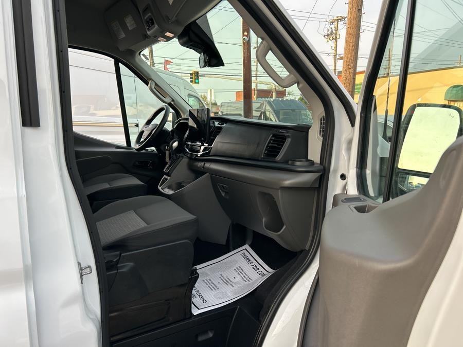 2025 Ford Transit Passenger Wagon T-350 148" Med Roof XLT RWD, available for sale in Franklin Square, New York | Franklin Square Auto Group. Franklin Square, New York 2025 Ford Transit Passenger Wagon T-350 148" Med Roof XLT RWD, available for sale in Franklin Square, New York | Franklin Square Auto Group. Franklin Square, New York