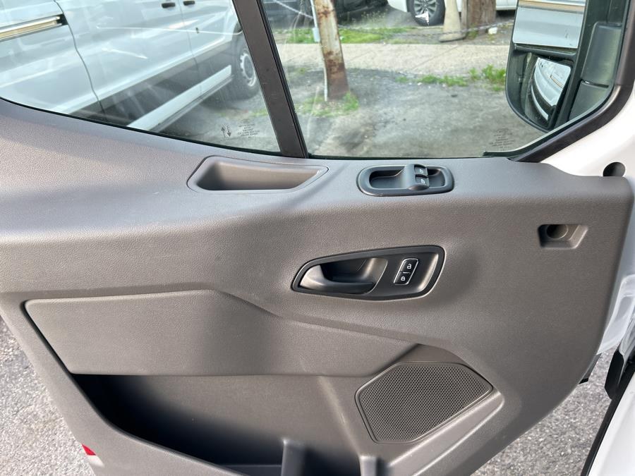 2025 Ford Transit Passenger Wagon T-350 148" Med Roof XLT RWD, available for sale in Franklin Square, New York | Franklin Square Auto Group. Franklin Square, New York 2025 Ford Transit Passenger Wagon T-350 148" Med Roof XLT RWD, available for sale in Franklin Square, New York | Franklin Square Auto Group. Franklin Square, New York