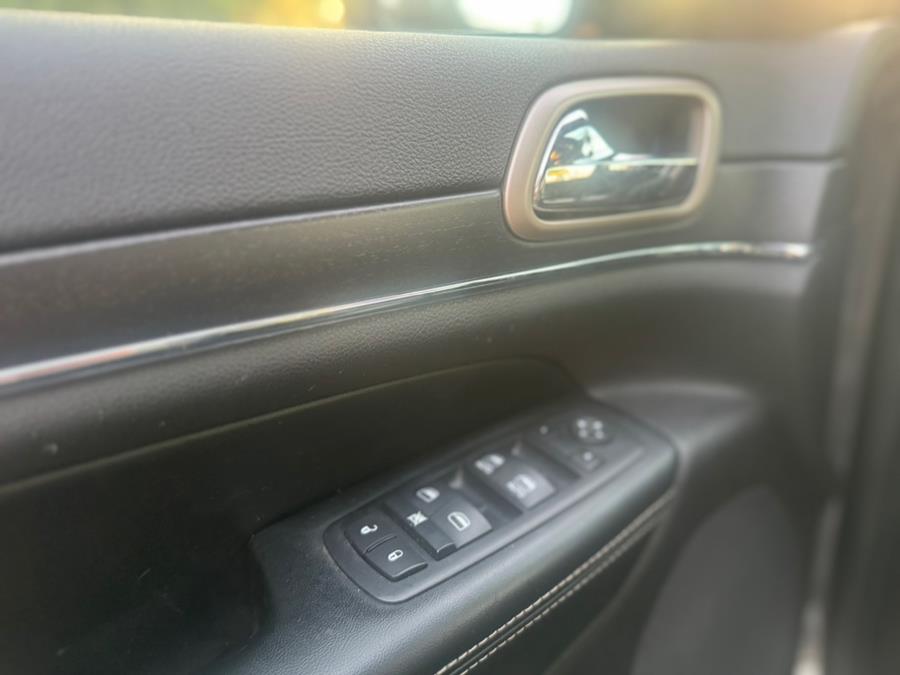 2015 Jeep Grand Cherokee 4WD 4dr Limited, available for sale in BURLINGTON, New Jersey | Tri States Auto Group. BURLINGTON, New Jersey 2015 Jeep Grand Cherokee 4WD 4dr Limited, available for sale in BURLINGTON, New Jersey | Tri States Auto Group. BURLINGTON, New Jersey