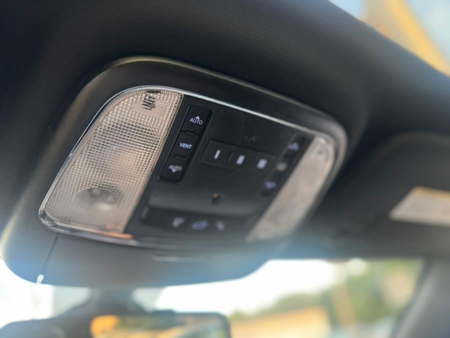 2015 Jeep Grand Cherokee 4WD 4dr Limited, available for sale in BURLINGTON, New Jersey | Tri States Auto Group. BURLINGTON, New Jersey 2015 Jeep Grand Cherokee 4WD 4dr Limited, available for sale in BURLINGTON, New Jersey | Tri States Auto Group. BURLINGTON, New Jersey