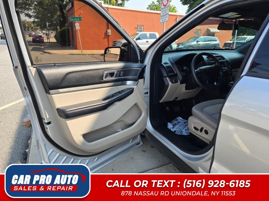 2019 Ford Explorer XLT 4WD, available for sale in Uniondale, New York | Car Pro Auto. Uniondale, New York 2019 Ford Explorer XLT 4WD, available for sale in Uniondale, New York | Car Pro Auto. Uniondale, New York
