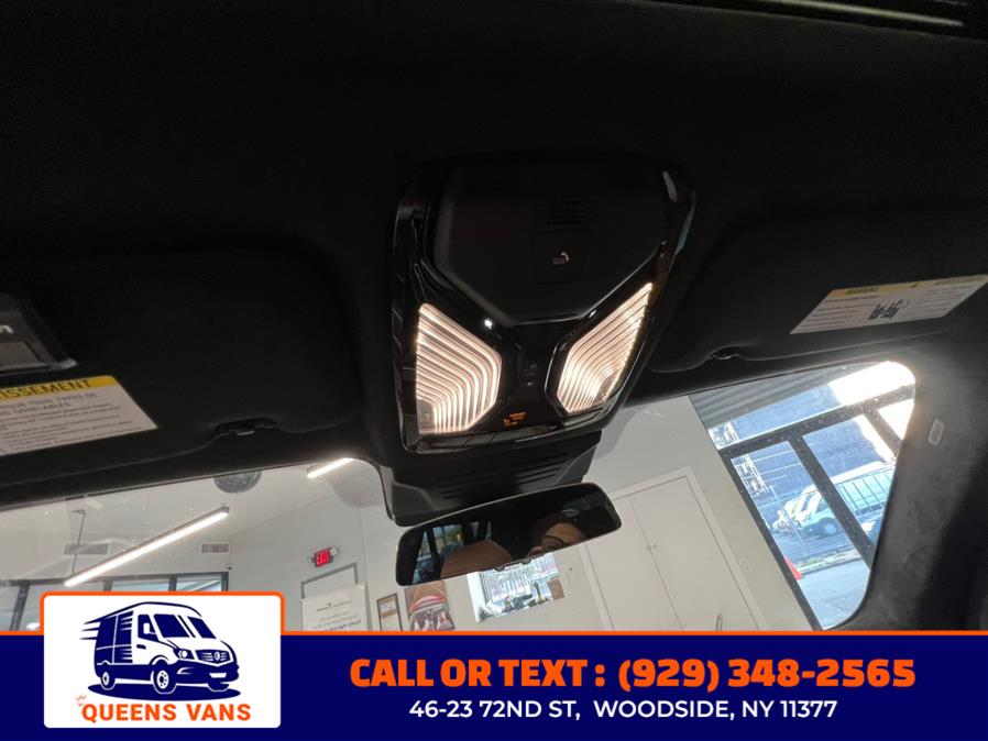 2024 BMW X7 xDrive40i Sports Activity Vehicle, available for sale in Woodside, New York | Queens Vans LLC. Woodside, New York 2024 BMW X7 xDrive40i Sports Activity Vehicle, available for sale in Woodside, New York | Queens Vans LLC. Woodside, New York