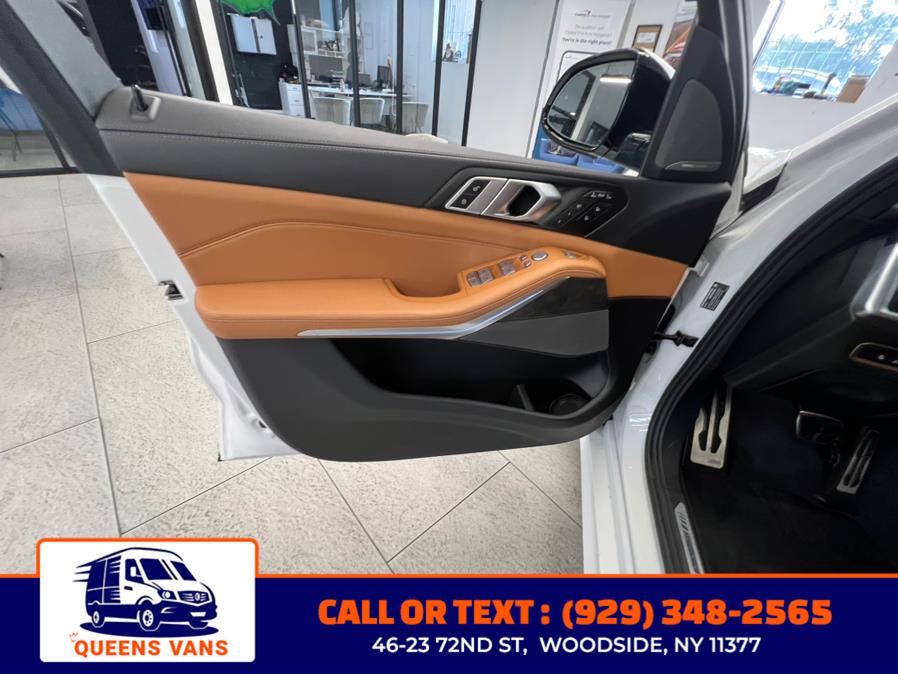 2024 BMW X7 xDrive40i Sports Activity Vehicle, available for sale in Woodside, New York | Queens Vans LLC. Woodside, New York 2024 BMW X7 xDrive40i Sports Activity Vehicle, available for sale in Woodside, New York | Queens Vans LLC. Woodside, New York