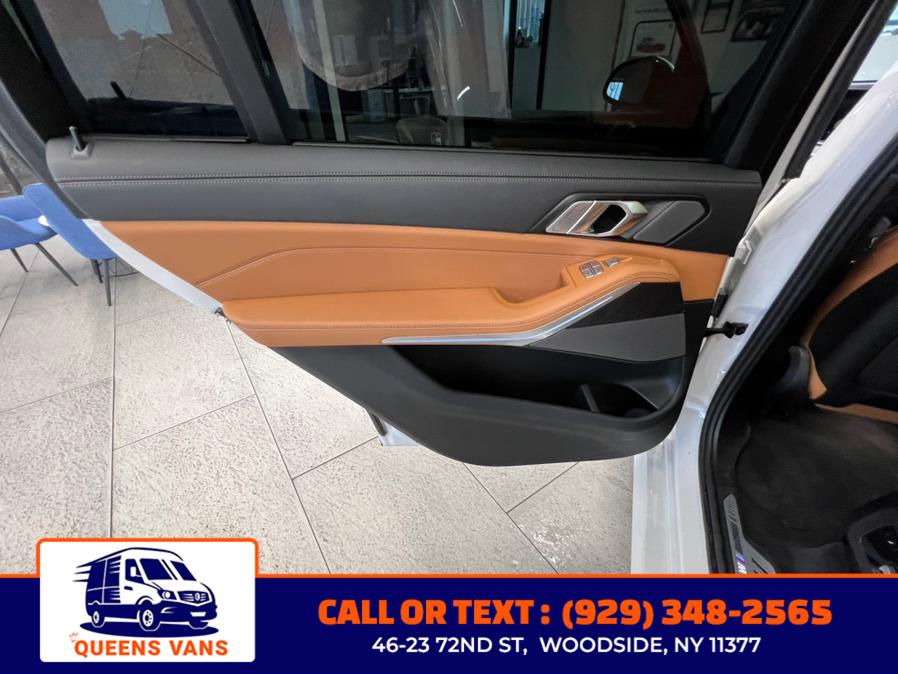 2024 BMW X7 xDrive40i Sports Activity Vehicle, available for sale in Woodside, New York | Queens Vans LLC. Woodside, New York 2024 BMW X7 xDrive40i Sports Activity Vehicle, available for sale in Woodside, New York | Queens Vans LLC. Woodside, New York