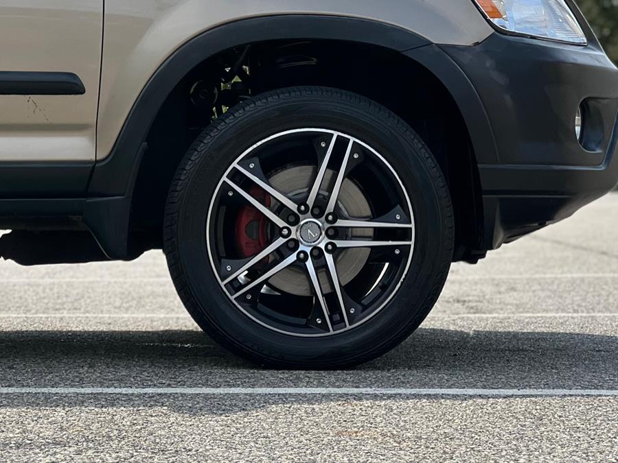 2005 Honda CR-V 2WD LX AT, available for sale in Paterson, New Jersey | Speedway Motors LLC. Paterson, New Jersey 2005 Honda CR-V 2WD LX AT, available for sale in Paterson, New Jersey | Speedway Motors LLC. Paterson, New Jersey