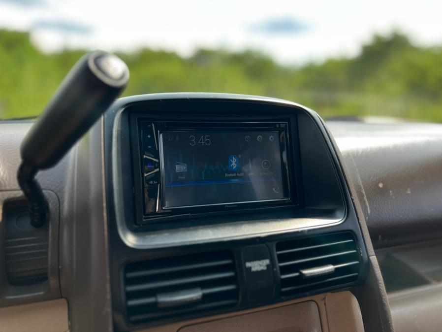 2005 Honda CR-V 2WD LX AT, available for sale in Paterson, New Jersey | Speedway Motors LLC. Paterson, New Jersey 2005 Honda CR-V 2WD LX AT, available for sale in Paterson, New Jersey | Speedway Motors LLC. Paterson, New Jersey