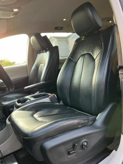 2017 Chrysler Pacifica Touring-L Plus FWD, available for sale in Paterson, New Jersey | Speedway Motors LLC. Paterson, New Jersey 2017 Chrysler Pacifica Touring-L Plus FWD, available for sale in Paterson, New Jersey | Speedway Motors LLC. Paterson, New Jersey