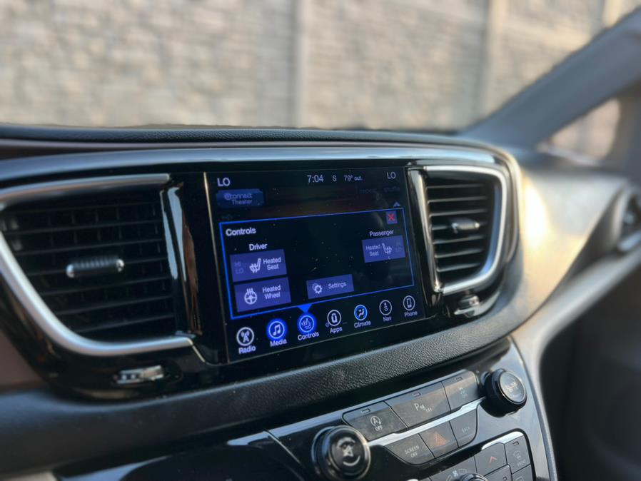2017 Chrysler Pacifica Touring-L Plus FWD, available for sale in Paterson, New Jersey | Speedway Motors LLC. Paterson, New Jersey 2017 Chrysler Pacifica Touring-L Plus FWD, available for sale in Paterson, New Jersey | Speedway Motors LLC. Paterson, New Jersey