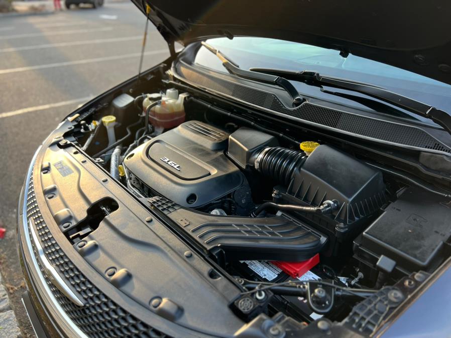2017 Chrysler Pacifica Touring-L Plus FWD, available for sale in Paterson, New Jersey | Speedway Motors LLC. Paterson, New Jersey 2017 Chrysler Pacifica Touring-L Plus FWD, available for sale in Paterson, New Jersey | Speedway Motors LLC. Paterson, New Jersey