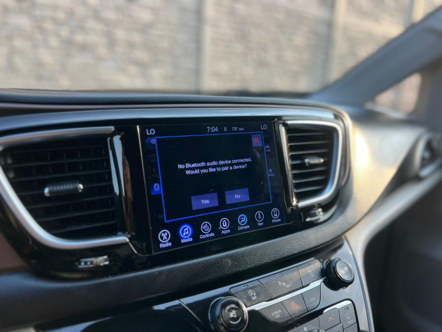 2017 Chrysler Pacifica Touring-L Plus FWD, available for sale in Paterson, New Jersey | Speedway Motors LLC. Paterson, New Jersey 2017 Chrysler Pacifica Touring-L Plus FWD, available for sale in Paterson, New Jersey | Speedway Motors LLC. Paterson, New Jersey