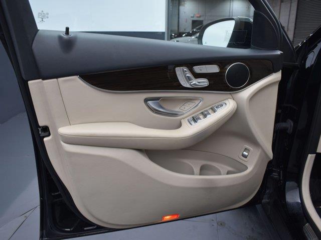 2022 Mercedes-benz Glc GLC 300, available for sale in Woodside, New York | Drive Central. Woodside, New York 2022 Mercedes-benz Glc GLC 300, available for sale in Woodside, New York | Drive Central. Woodside, New York